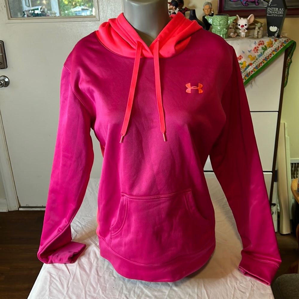 Under Armour Women’s Pink Hoodie Size Medium